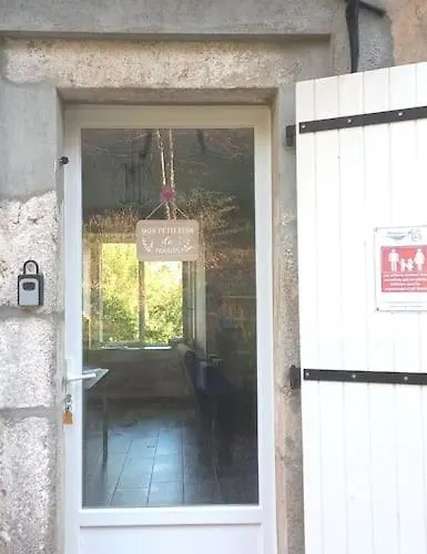 Maison Au Calme Avec Jardin Et Parking Prive Rouairoux