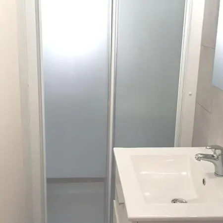 Maison Au Calme Avec Jardin Et Parking Prive